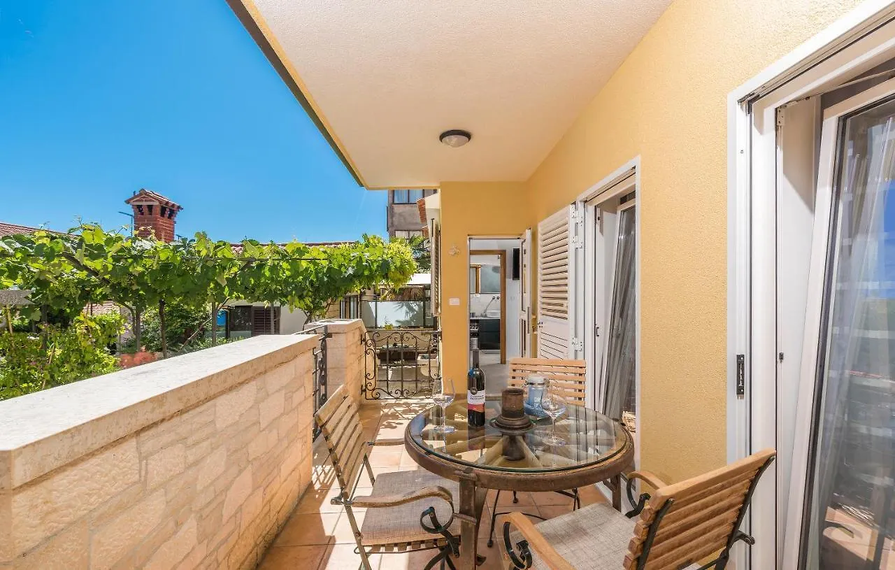 Guesthouse Casa Nova Porec 3*,  Croazia