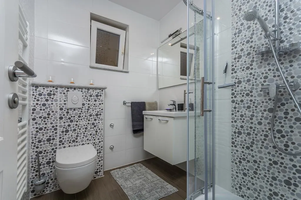 Guesthouse Casa Nova Porec 3*,