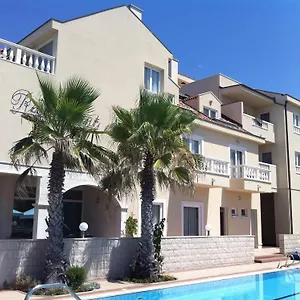 Kastel Hotel Povljana