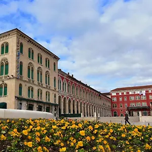 Bellevue 3*, Split Croatia