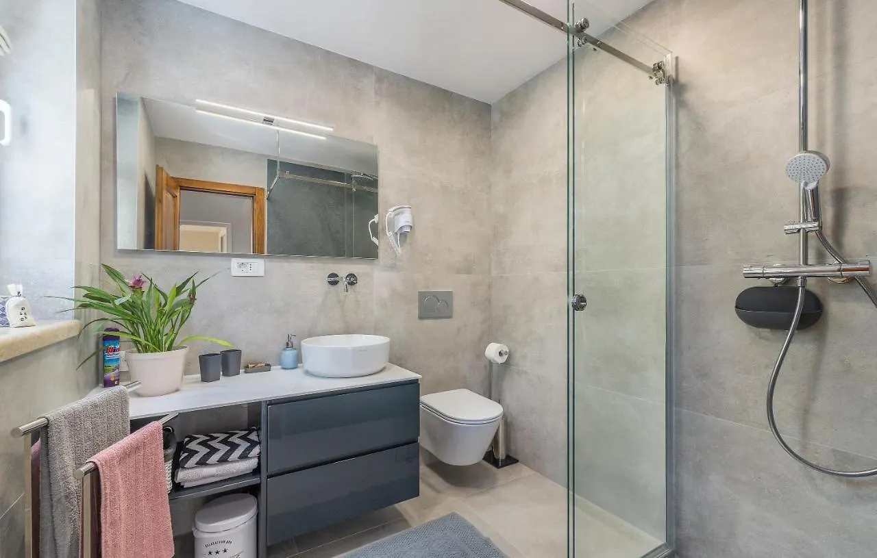 Konukevi Guesthouse Casa Nova Poreč
